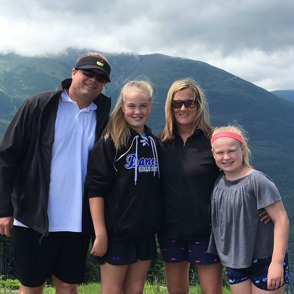 Meet your Posher, Andrea - Picture 1 of 1